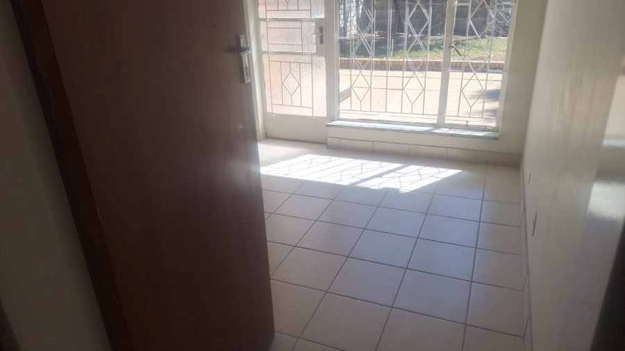 To Let commercial Property for Rent in Flamwood North West